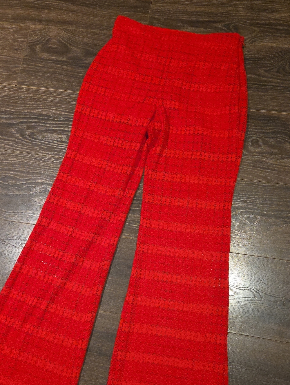 ❤️ NWOT! EXPRESS RED LACE HIGH WAIST LACE FLARE PANTS, 2 (26) - Picture 6 of 15